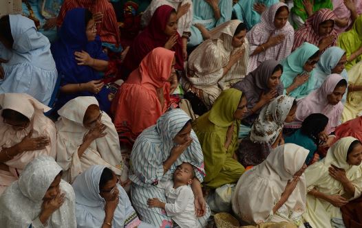 Indian Muslim women at a mosque in Mumbai [Illustrative]