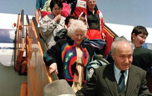 Soviet Jews arrive in Israel