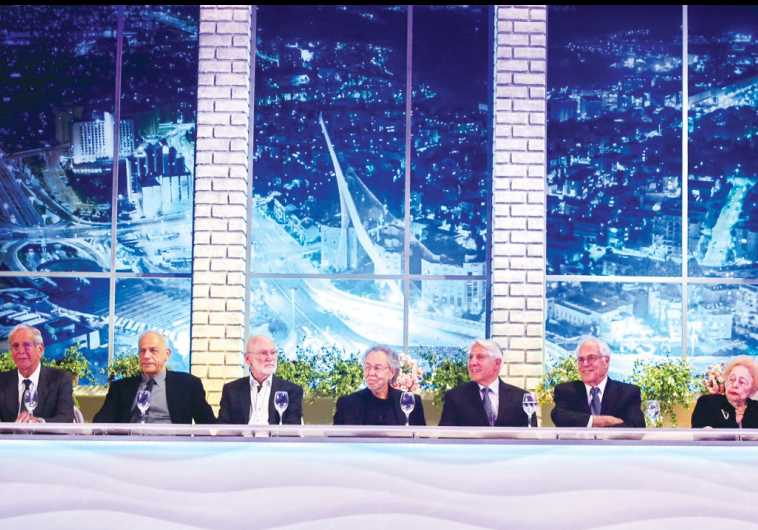 THE WINNERS of this year’s Israel Prize pose during the awards ceremony at the Jerusalem International Conference Center