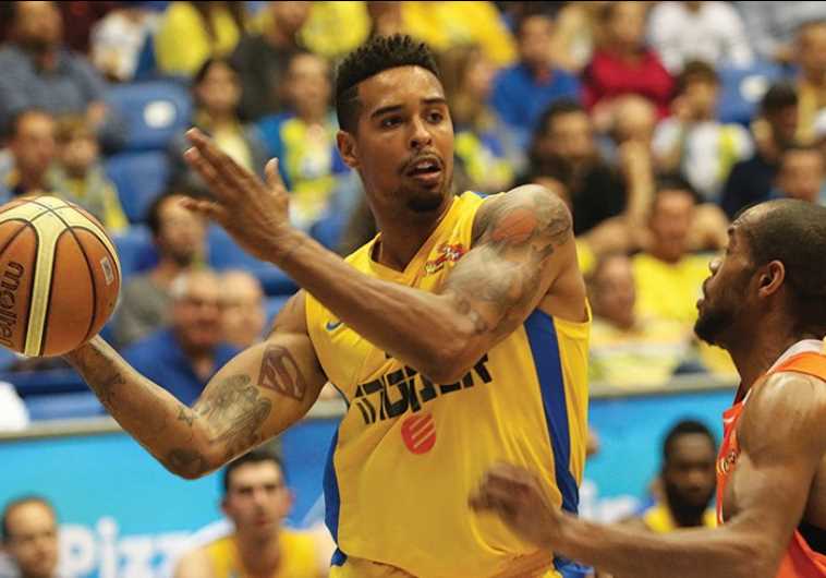 Maccabi Tel Aviv forward Sylven Landesberg had 13 points in his team’s 86-74 win over Ironi Ness Ziona at Yad Eliyahu Arena, May 6, 2015.