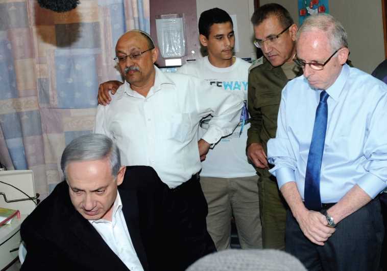 Netanyahu at Soroka medical center