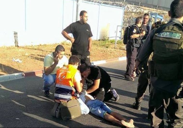 Suspect shot after attempting to run through Kalandia checkpoint