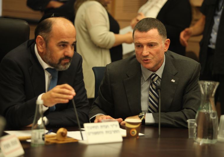 Knesset Speaker Yuli Edelstein and Knesset Education, Culture and Sport Committee chairman Ya'acov Margi (Shas) at a meeting on recognizing the Armenian genocide