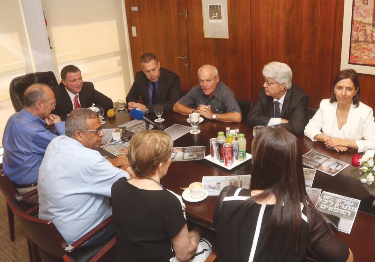 Likud rebels – who fought to prevent the Gaza disengagement – meet with Knesset Speaker Yuli Edelstein in the Knesset
