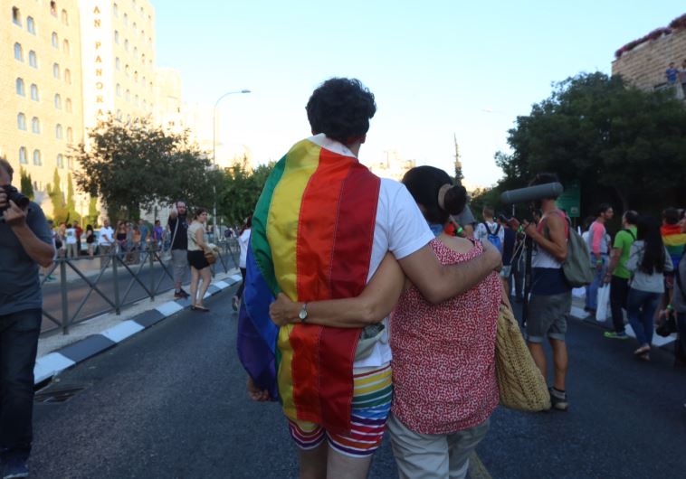 Stabbing at J'lem gay-pride parade