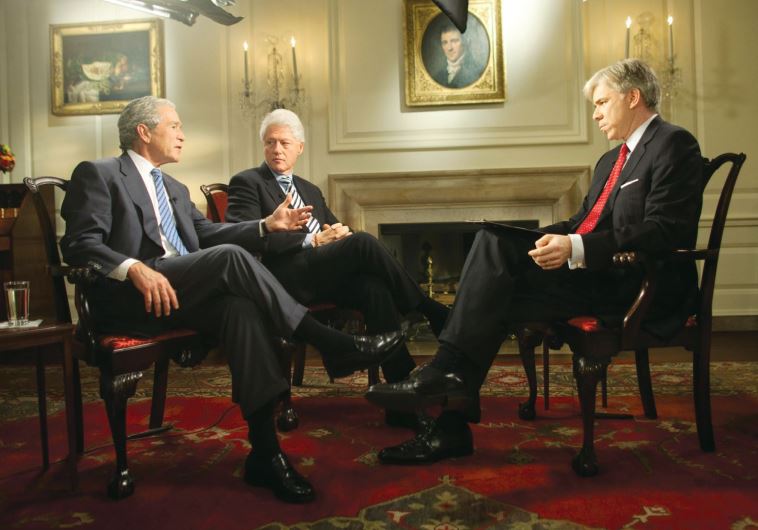 David Gregory interviews former presidents George W. Bush and Bill Clinton in 2010