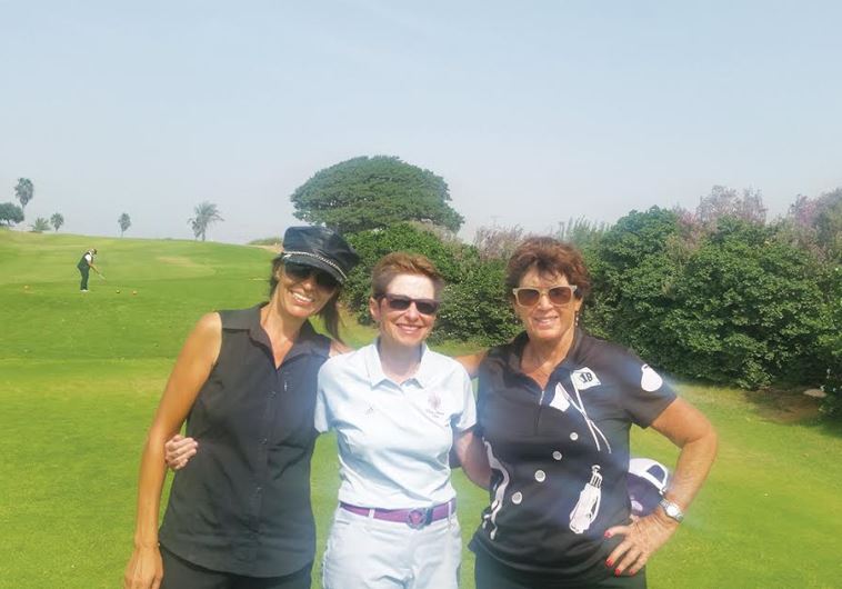  2015 Ga’ash Women’s Club Championships (from left) Nikita Ben-Ami, Norma Kaufman and Ophra Dagan.