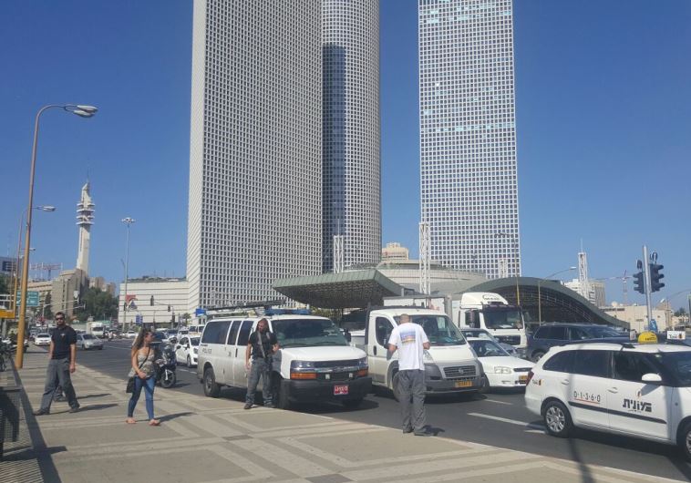 Police seal off road leading to the Azrieli Center in Tel Aviv‏