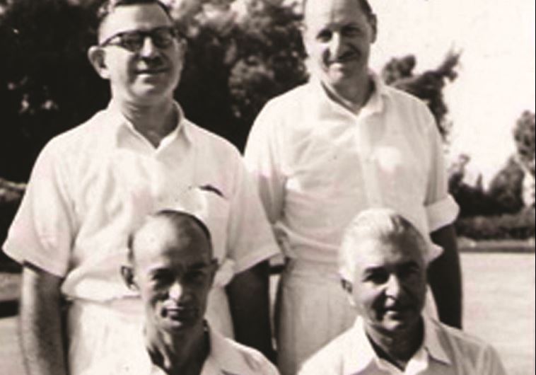 Israel national lawn bowls team from 1953: Percy Manham, Wellesley Aron, Jack Raphael and Max Spitz