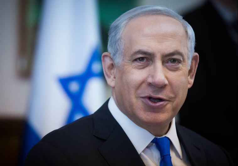 Netanyahu at cabinet meeting