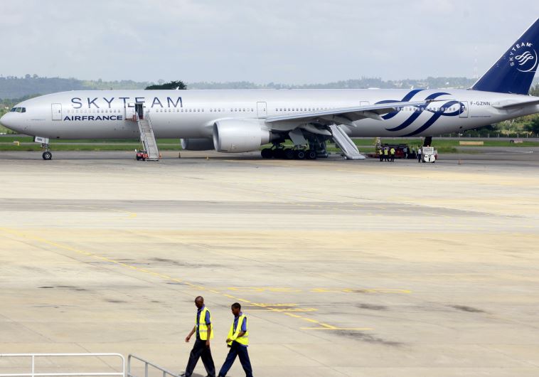 A view of an Air France Boeing 777 aircraft that made an emergency landing is pictured at Moi International Airport in Kenya's coastal city of Mombasa, December 20, 2015