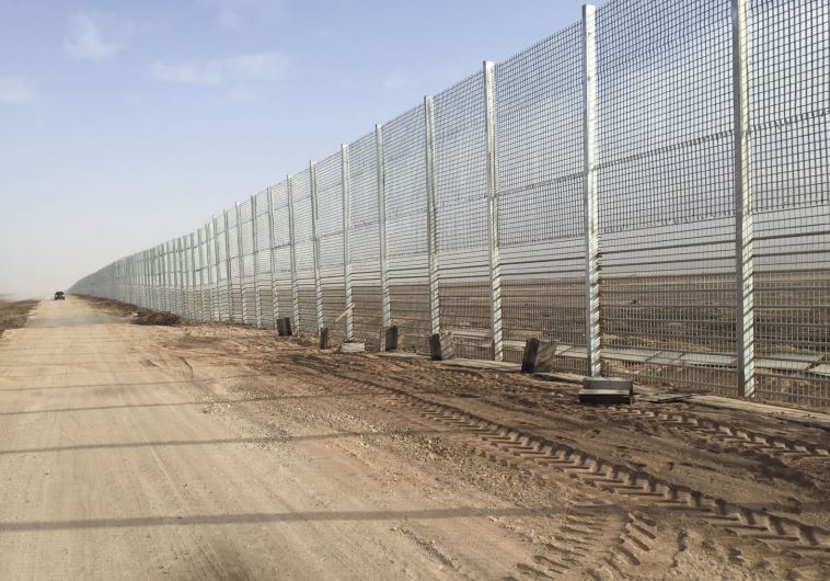 Defense Ministry releases first images of new Jordan border security fence