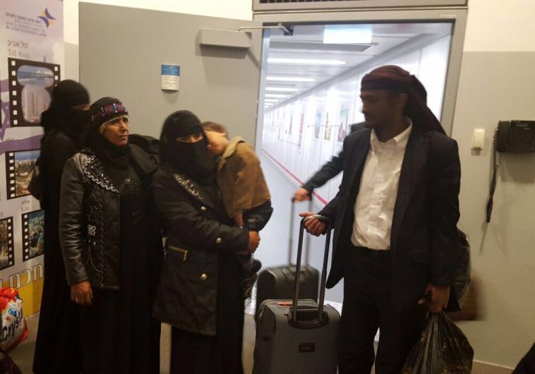 Final group of Yemenite Jewish immigrants arrives in Israel