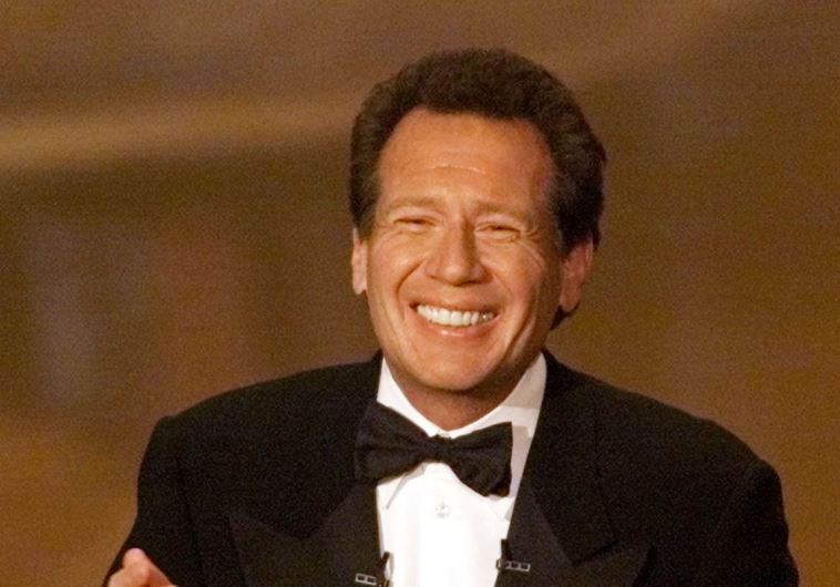 Garry Shandling dies at age 66