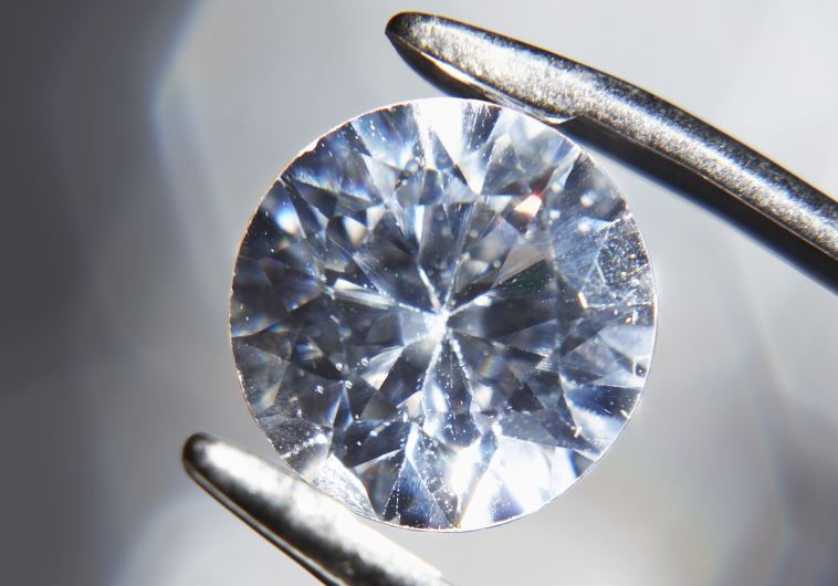 Diamond (illustrative)
