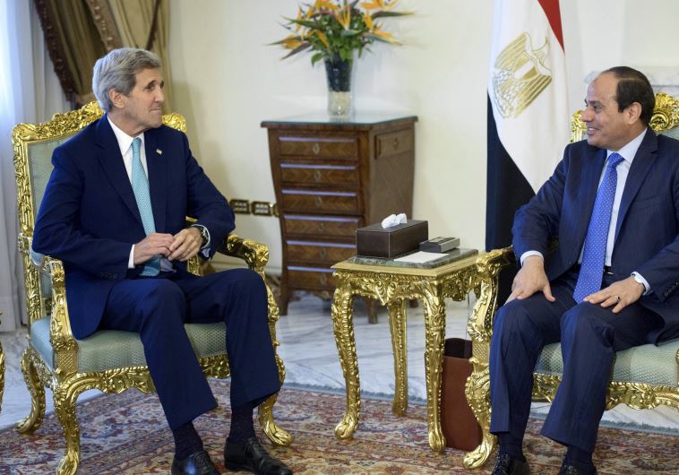 US Secretary of State John Kerry meets Egyptian President Abdel Fatah al-Sisi (file)