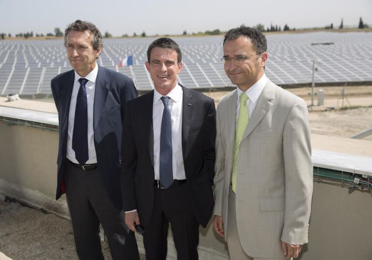 From Left: Antoine Cahuzac, CEO of EDF-EN, French PM Manuel Valls and CEO of EDF-EN Israel Ayaon Vaniche