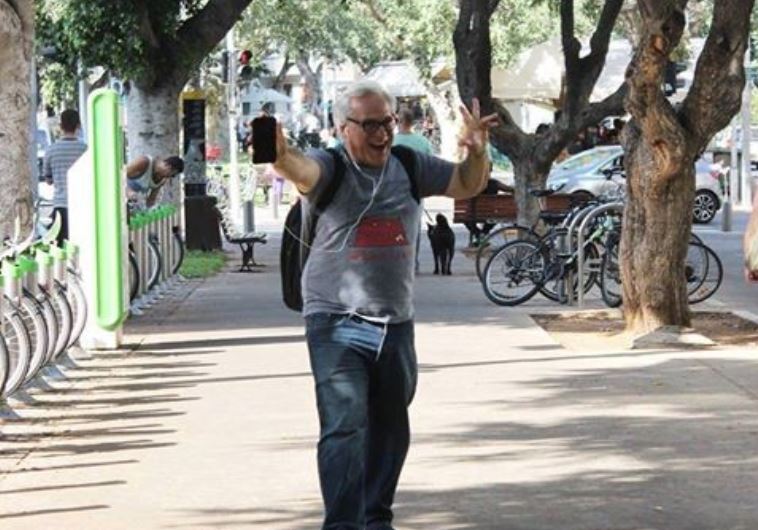 Alan Weinkrantz's death broke for his friends and colleagues in the social media world to coalesce around a hashtag to memorialize him: #BeHelpful.  