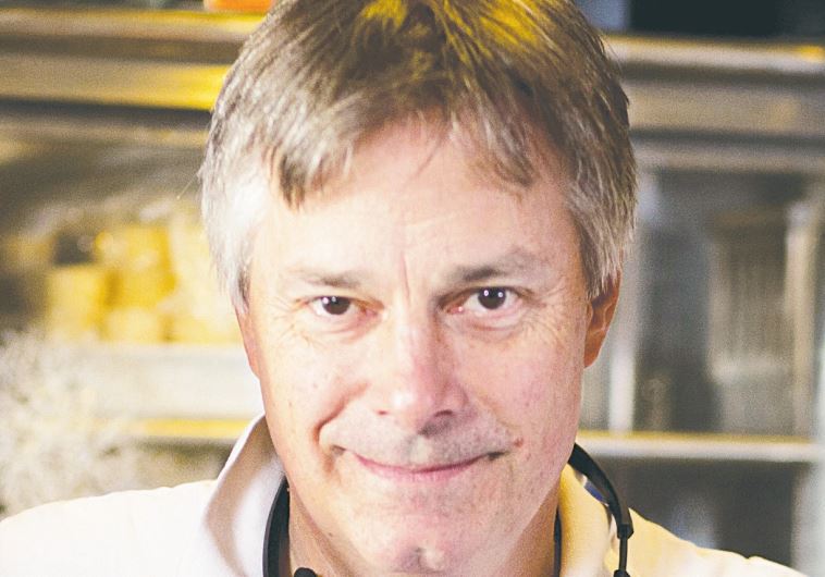 Writter and director Whit Stillman will be attending the 33rd Jerusalem Film Festival