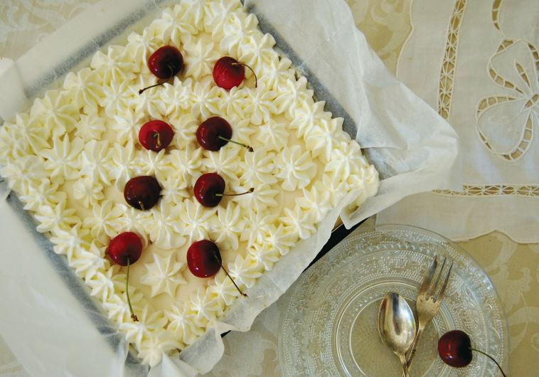 Petit-Beurre Biscuits in Disguise cake