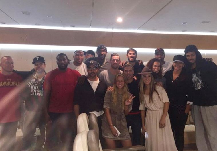 Omri Casspi’s entourage in Israel