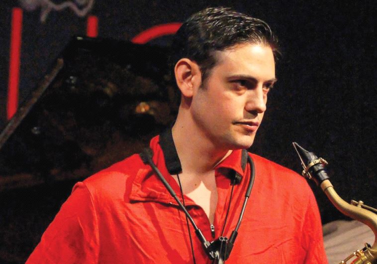 SAXOPHONIST SHAULI EINAV.