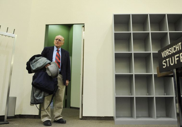 Philip Bialowitz before the continuation of the trial against accused Nazi death camp guard John Demjanjuk in Munich, January 20, 2010