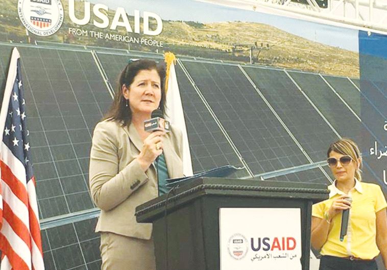 DOROTHY SHEA, acting principal officer at the US Consulate in Jerusalem, speaks at the school’s inauguration yesterday.