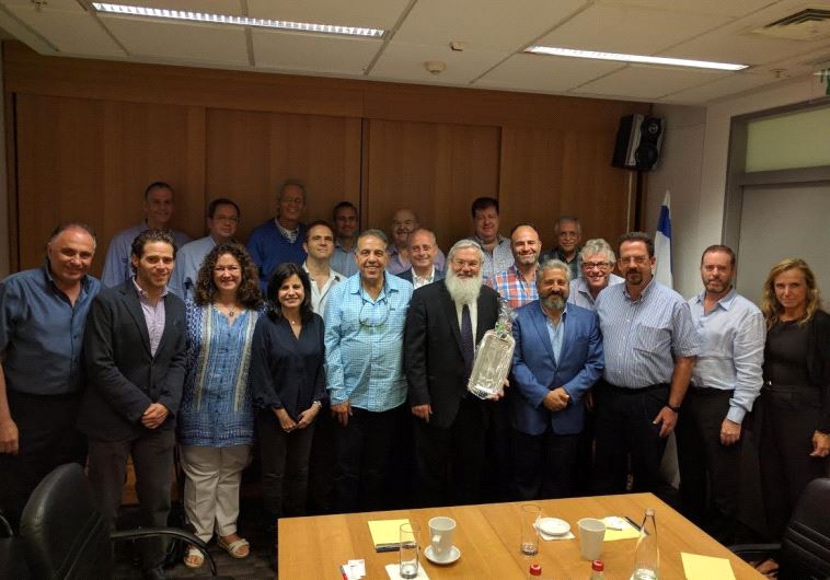 DEPUTY DEFENSE MINISTER Eli Ben-Dahan meets with a delegation of Mexican Jewish leaders.