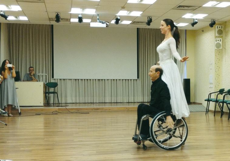 A dance performance by Adam Greenfeld and Tal Galor at Beit Halochem, Tel Aviv