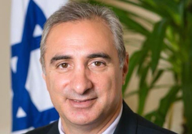 Eitan Na'eh