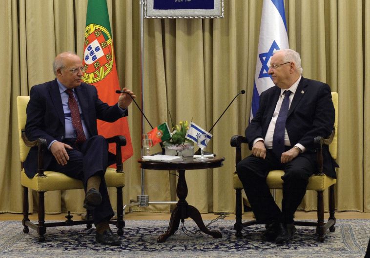 Reuven Rivlin (right) holds a working meeting with Portuguese Foreign Minister Prof. Augusto Santos Silva in Jerusalem