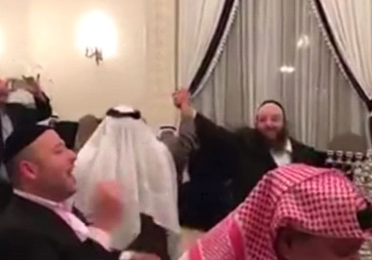 Jews and Muslims celebrate Hanukkah together in Bahrain 