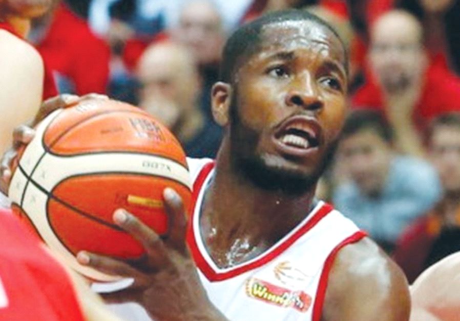 Hapoel Jerusalem guard Jerome Dyson