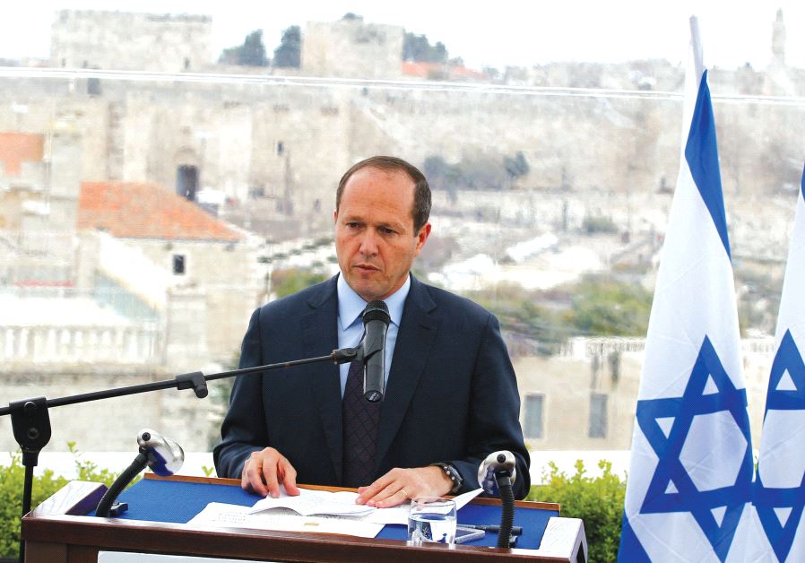 Jerusalem mayor Nir Barkat speaks during a news conference in Jerusalem