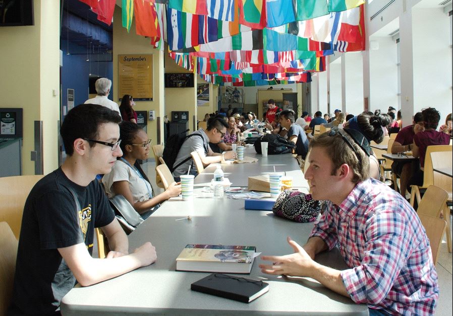 Hillel engagement interns discuss how to help Jewish students become more involved on campus