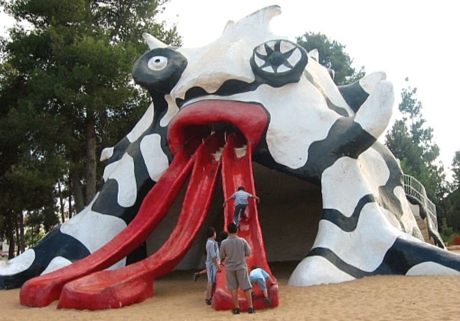 The Mifletzet sculpture in Kiryat Hayovel, from which the pub in question got its name
