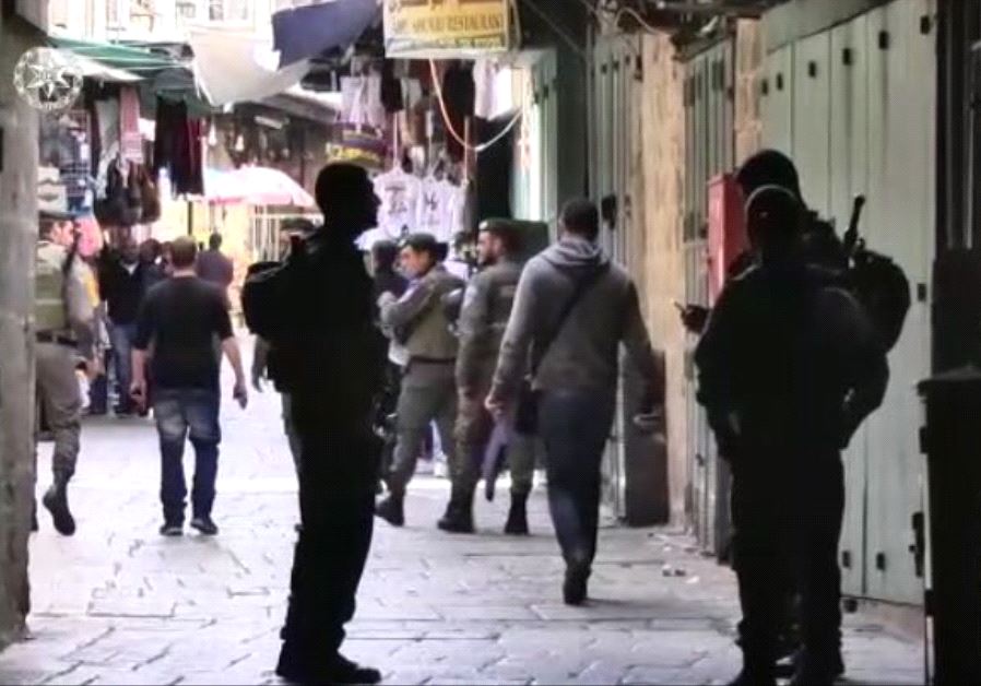 Border Police officers in Jerusalem's Old City
