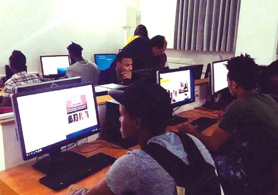 THE SCHOOLHOUSE computer program provides basic computer literacy skills for students who’ve never used a computer as well as more advanced practical skills such as Photoshop, design for marketing materials, personal blogs and Excel charts.