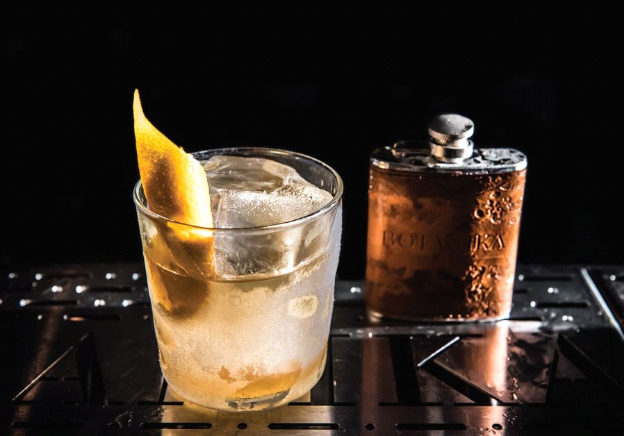 Botanika cocktail bar
