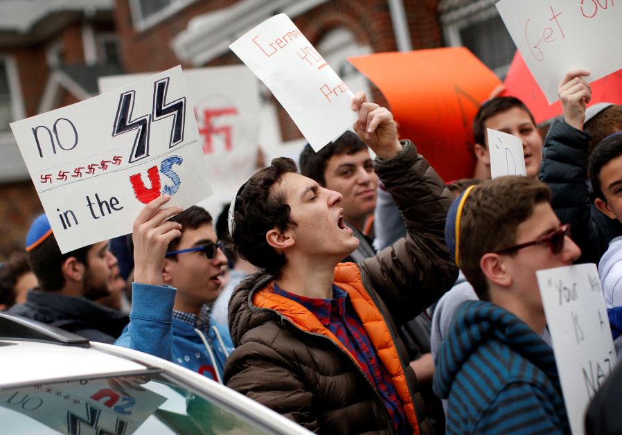 Students from Rambam Mesivta-Maimonides High School protest outside the home of Jakiw Palij in New York, U.S., April 24, 2017