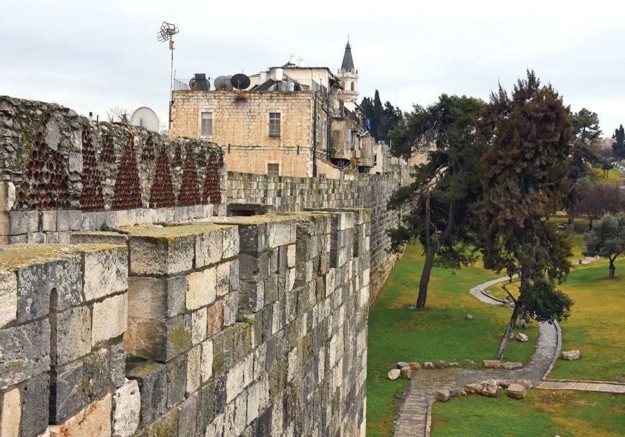 Jerusalem's northern wall