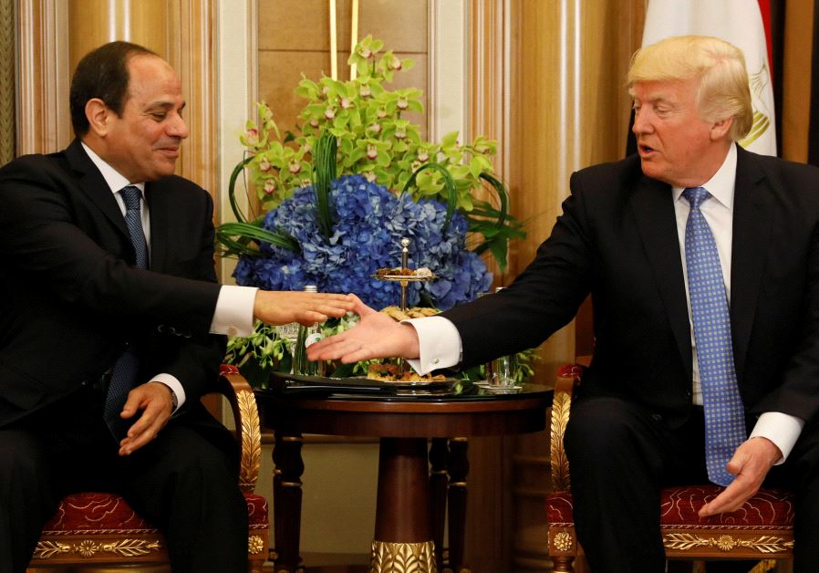 US President Donald Trump (R) meets with Egypts President Abdel Fattah al-Sisi in Riyadh, Saudi Arabia May 21, 2017.