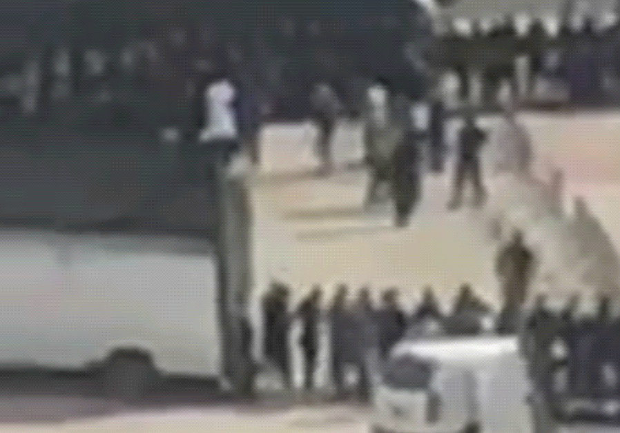 Screen capture of a Facebook Live broadcast apparently showing the execution, secretly shot from a balcony across the street