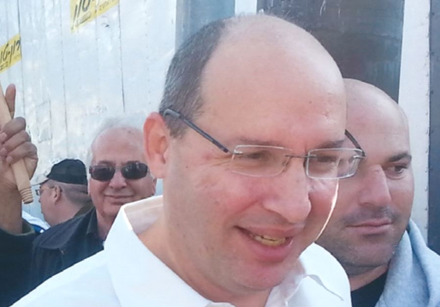AVI NISSENKORN