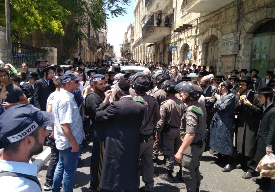Haredi extermists protest against recruitment of Orthodox men into the army. 