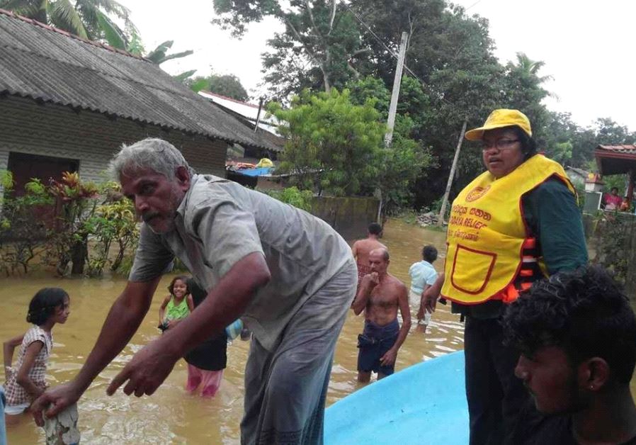 Eemergency aid efforts in flood-stricken Sri Lanka