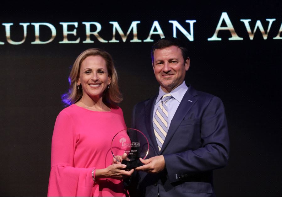 Marlee Matlin honored by The Ruderman Family Foundation