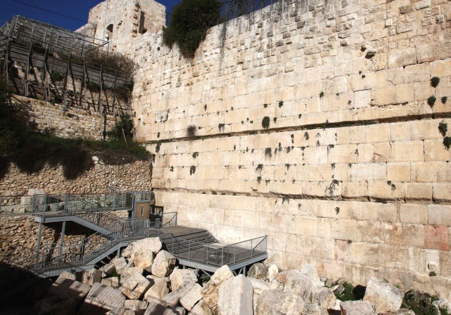 The Robinson's Arch area of the Western Wall