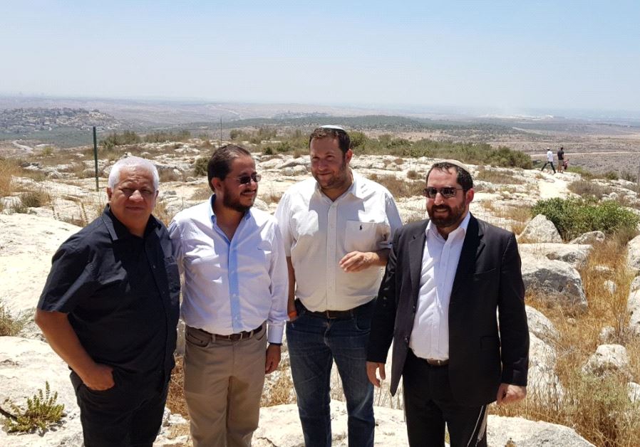 Mexican leaders and Samaria Regional Council head Yossi Dagan, July 2017